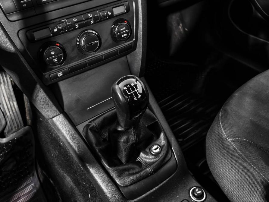 Skoda Octavia II (A5) Санкт-Петербург  - изображение 11