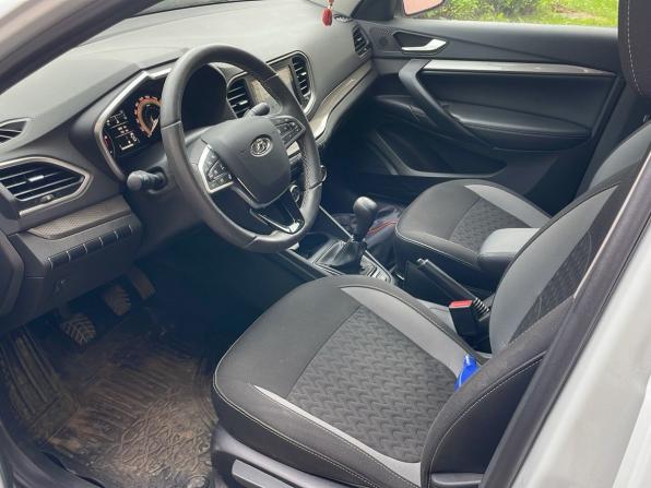 Lada (ВАЗ) Vesta I Рестайлинг (NG) с пробегом 2023 года, цена 1 159 000 рублей, 9835 км, седан, Автокод Объявления