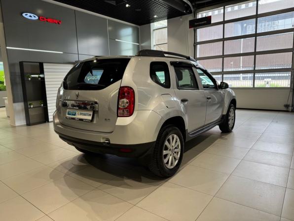 Renault Duster I с пробегом 2015 года, цена 1 075 000 рублей, 106666 км, внедорожник, Автокод Объявления