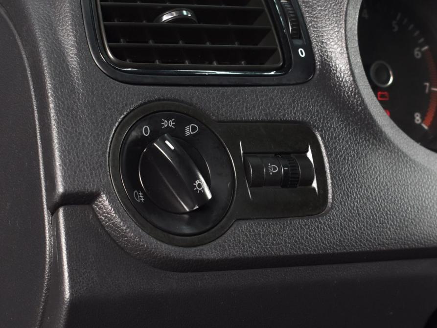 Volkswagen Polo V Кемерово  - изображение 18
