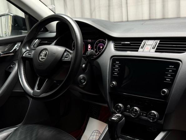 Skoda Octavia III (A7) Рестайлинг с пробегом 2019 года, цена 2 149 000 рублей, 169026 км, лифтбек, Автокод Объявления
