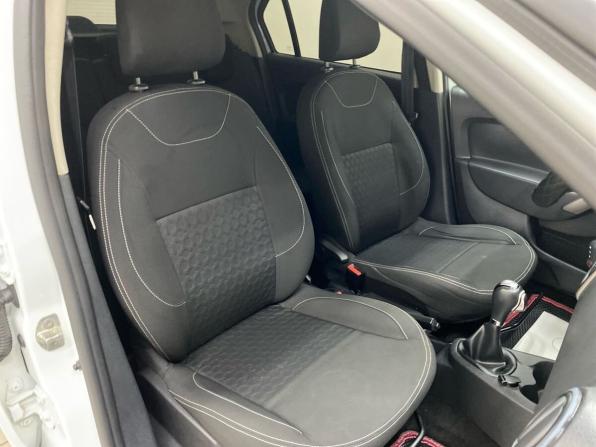 Renault Logan II с пробегом 2018 года, цена 715 000 рублей, 138730 км, седан, Автокод Объявления