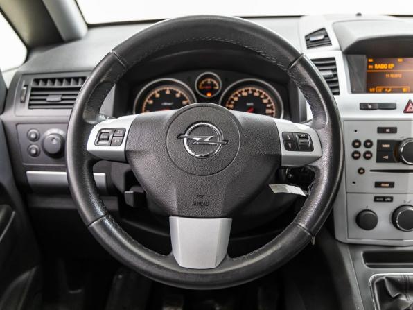 Opel Zafira B Рестайлинг с пробегом 2012 года, цена 778 000 рублей, 174924 км, компактвэн, Автокод Объявления