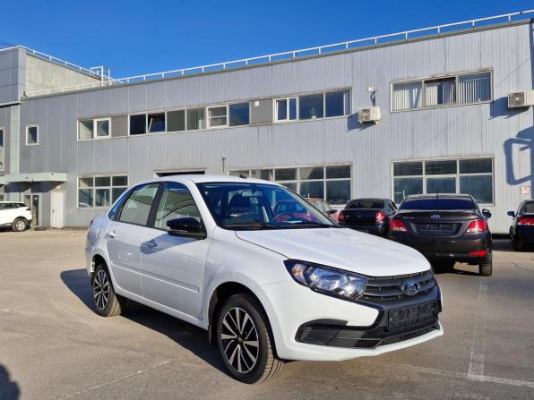 Lada (ВАЗ) Granta I Рестайлинг с пробегом 2024 года, цена 1 259 000 рублей, 16 км, седан, Автокод Объявления