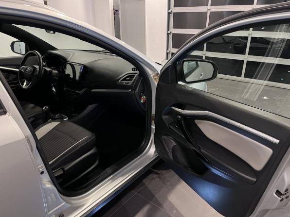 Lada (ВАЗ) Vesta I с пробегом 2021 года, цена 1 378 000 рублей, 37785 км, универсал, Автокод Объявления