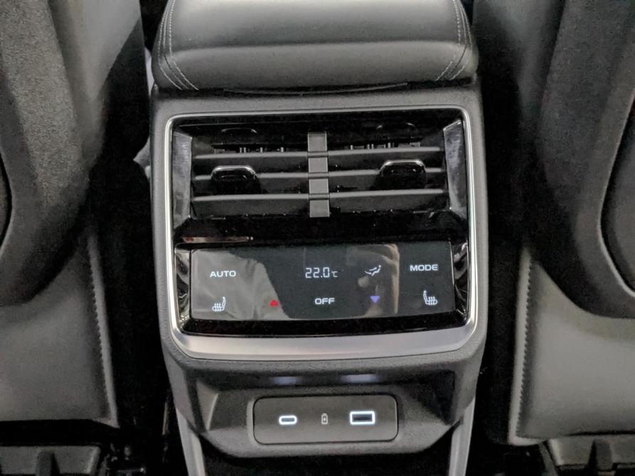 Geely Monjaro I Москва  - изображение 30