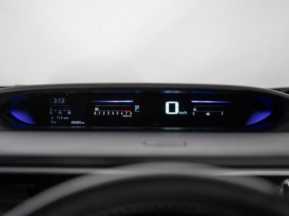 Honda Stepwgn V Рестайлинг с пробегом 2018 года, цена 2 290 000 рублей, 86003 км, минивэн, Автокод Объявления