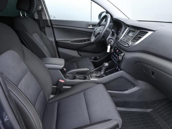 Hyundai Tucson III с пробегом 2018 года, цена 1 798 000 рублей, 214825 км, внедорожник, Автокод Объявления