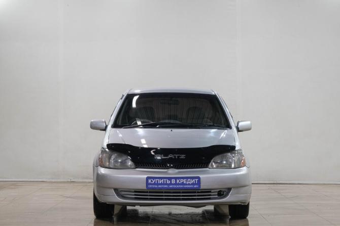 Toyota Platz с пробегом 2000 года, цена 379 000 рублей, 300000 км, седан, Автокод Объявления