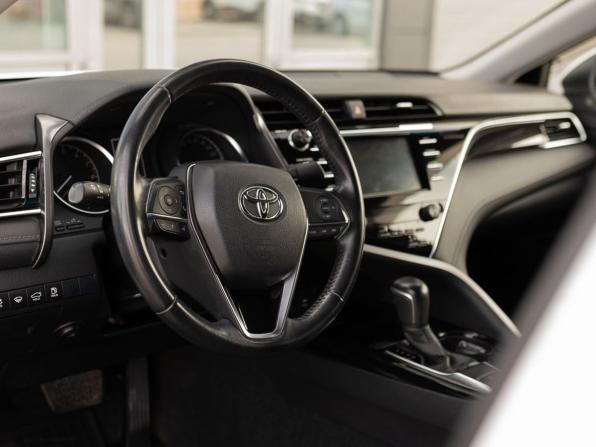 Toyota Camry VIII (XV70) с пробегом 2020 года, цена 2 800 000 рублей, 30329 км, седан, Автокод Объявления