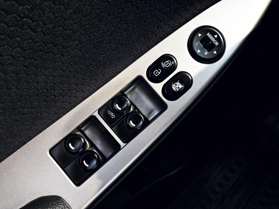 Hyundai Solaris I Рестайлинг Екатеринбург  - изображение 12