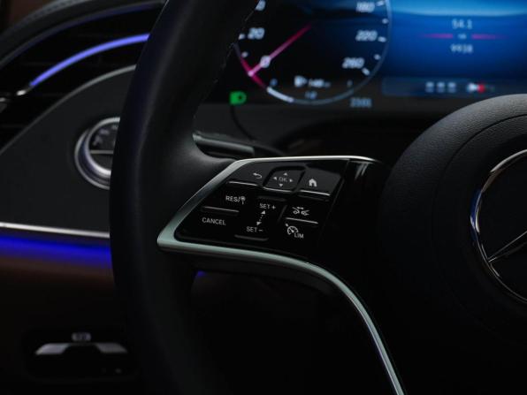 Mercedes-Benz E-Класс VI (W214 S214) с пробегом 2025 года, цена 7 699 977 рублей, 9938 км, седан, Автокод Объявления