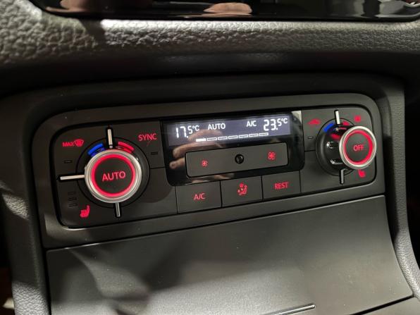 Volkswagen Touareg II с пробегом 2013 года, цена 1 844 000 рублей, 211320 км, внедорожник, Автокод Объявления