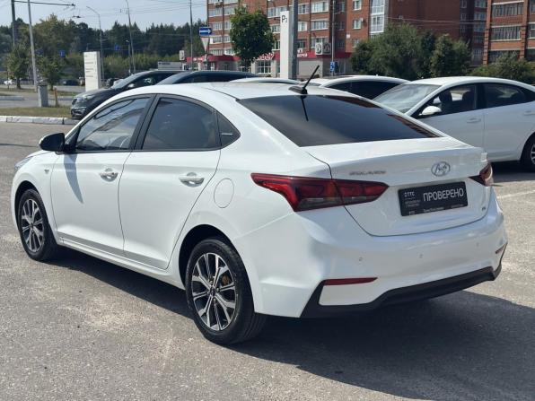 Hyundai Solaris II с пробегом 2019 года, цена 1 395 000 рублей, 143943 км, седан, Автокод Объявления