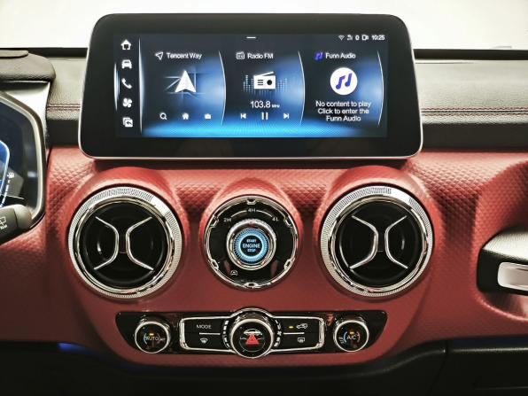 BAIC BJ40 I Рестайлинг с пробегом 2023 года, цена 2 908 000 рублей, 42956 км, внедорожник, Автокод Объявления
