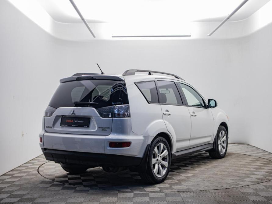 Mitsubishi Outlander II Рестайлинг Москва  - изображение 5