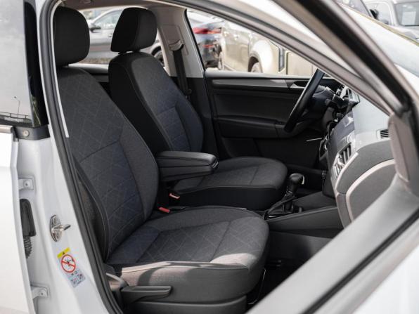 Volkswagen Polo VI с пробегом 2022 года, цена 1 777 000 рублей, 60054 км, лифтбек, Автокод Объявления