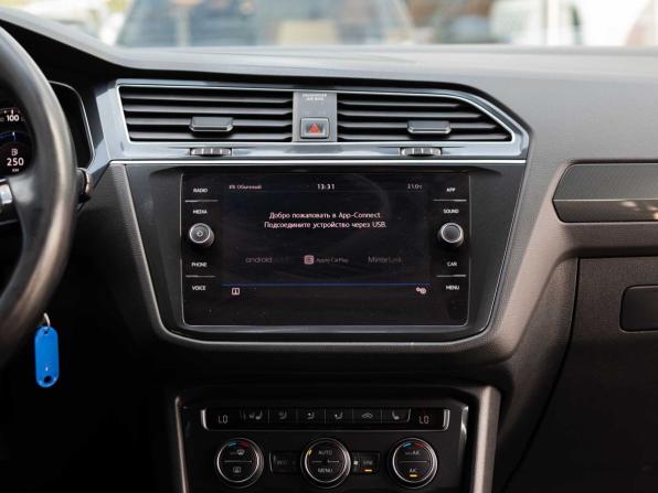 Volkswagen Tiguan II с пробегом 2018 года, цена 2 310 000 рублей, 201571 км, внедорожник, Автокод Объявления