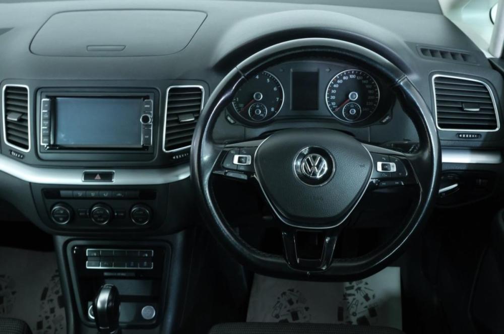 Volkswagen Sharan II Рестайлинг Омск  - изображение 11