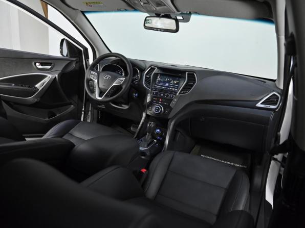 Hyundai Santa Fe III Рестайлинг с пробегом 2016 года, цена 1 899 000 рублей, 186000 км, внедорожник, Автокод Объявления