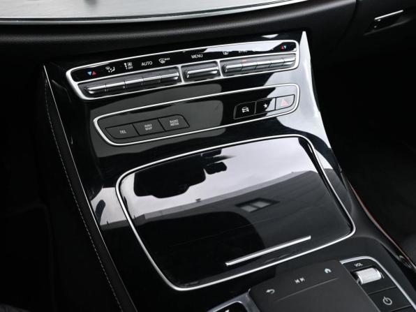 Mercedes-Benz E-Класс V (W213 S213 C238) Рестайлинг с пробегом 2020 года, цена 4 654 000 рублей, 52997 км, седан, Автокод Объявления
