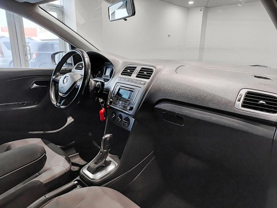 Volkswagen Polo V Рестайлинг Казань  - изображение 13