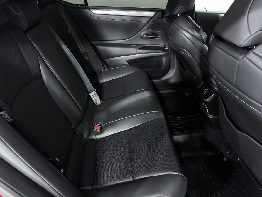 Lexus ES VII Калининград  - изображение 11