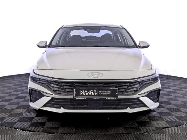 Hyundai Elantra VII (CN7) Рестайлинг с пробегом 2024 года, цена 2 140 000 рублей, 34821 км, седан, Автокод Объявления