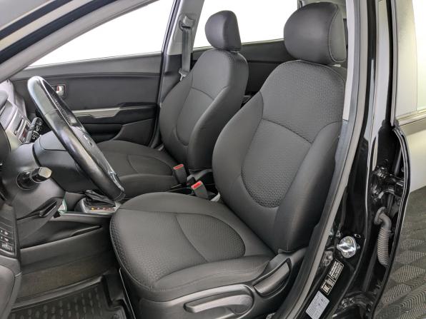 Kia Rio III Рестайлинг с пробегом 2017 года, цена 1 500 000 рублей, 41179 км, хэтчбек, Автокод Объявления