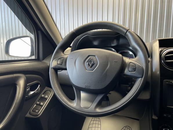 Renault Duster I Рестайлинг с пробегом 2016 года, цена 1 297 000 рублей, 125421 км, внедорожник, Автокод Объявления