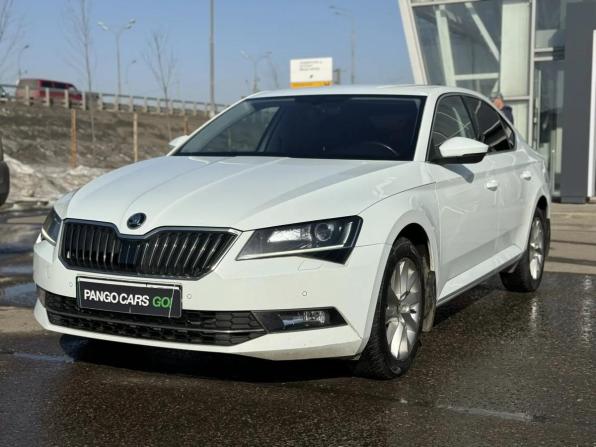 Skoda Superb III с пробегом 2018 года, цена 1 645 000 рублей, 165000 км, лифтбек, Автокод Объявления