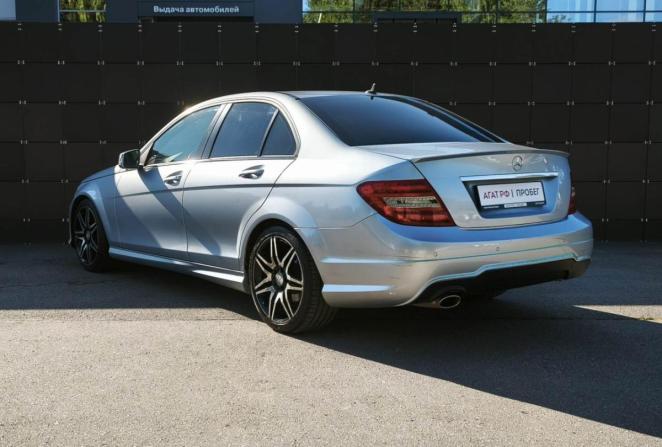 Mercedes-Benz C-Класс III (W204) Рестайлинг с пробегом 2013 года, цена 1 379 000 рублей, 149302 км, седан, Автокод Объявления