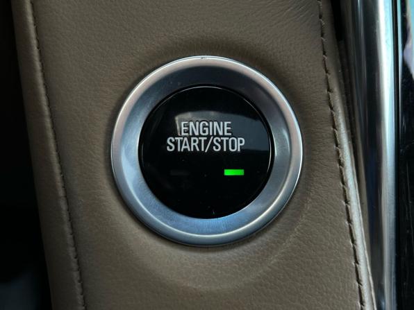 Cadillac Escalade IV с пробегом 2017 года, цена 5 200 000 рублей, 146317 км, внедорожник, Автокод Объявления