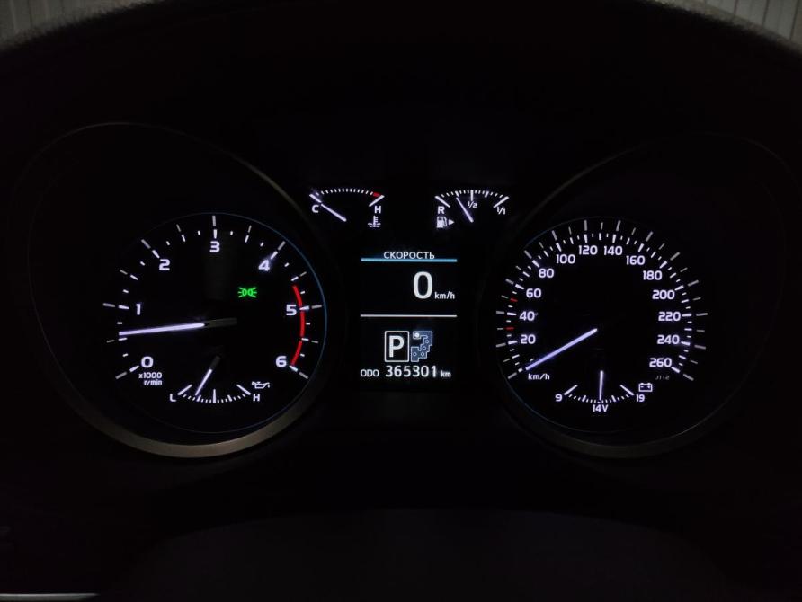 Toyota Land Cruiser 200 Series Рестайлинг 1 Пермь  - изображение 11