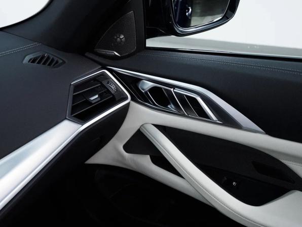 BMW 4 серии G22 G23 G26 с пробегом 2023 года, цена 8 999 000 рублей, 31700 км, кабриолет, Автокод Объявления