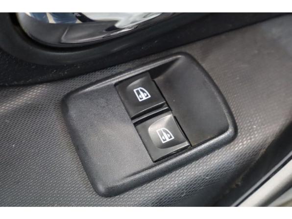 Renault Logan II с пробегом 2015 года, цена 675 000 рублей, 218089 км, седан, Автокод Объявления