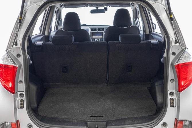 Toyota Ractis II с пробегом 2011 года, цена 849 000 рублей, 163000 км, хэтчбек, Автокод Объявления