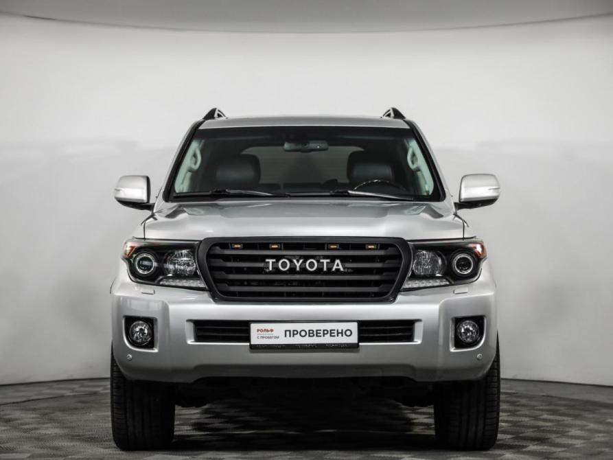 Toyota Land Cruiser 200 Series Рестайлинг 1 Санкт-Петербург  - изображение 2
