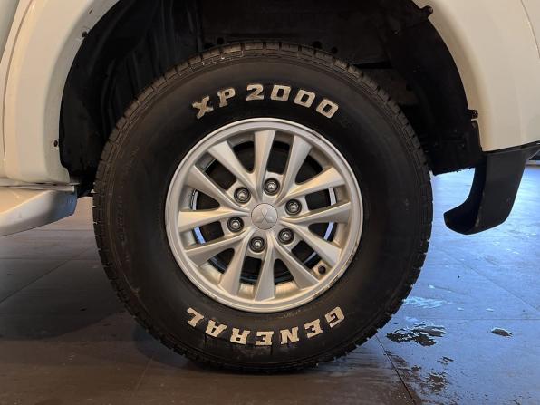 Mitsubishi L200 V с пробегом 2017 года, цена 1 560 000 рублей, 290194 км, offers.body_type.unknown, Автокод Объявления