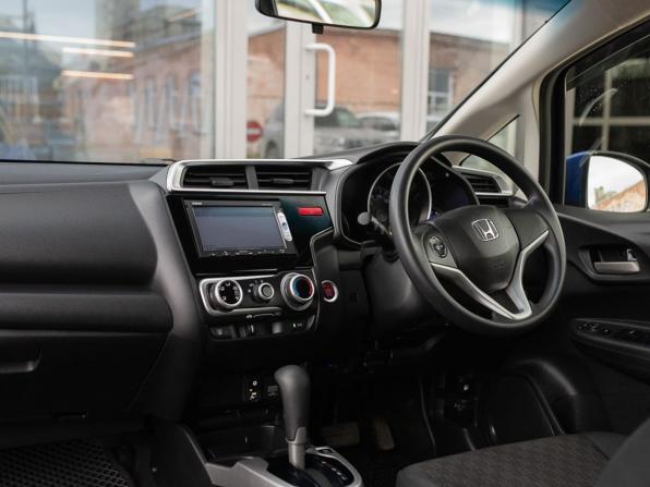 Honda Fit III с пробегом 2014 года, цена 999 000 рублей, 153853 км, хэтчбек, Автокод Объявления