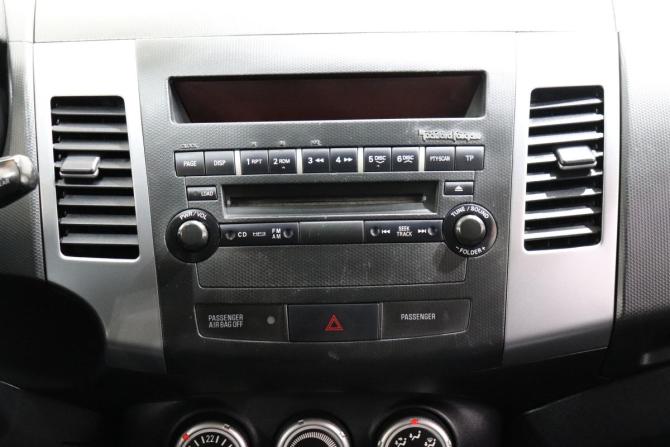 Mitsubishi Outlander II с пробегом 2008 года, цена 1 100 000 рублей, 252990 км, внедорожник, Автокод Объявления