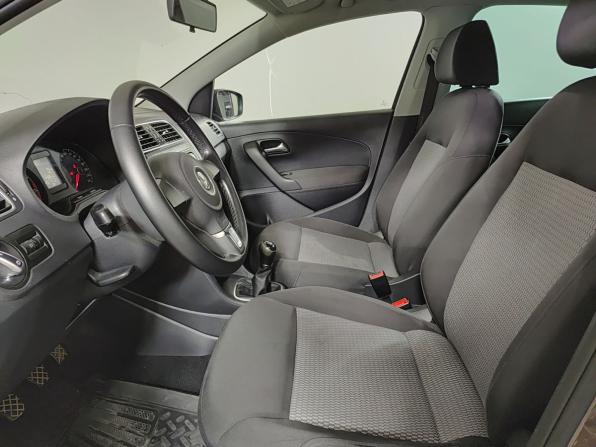 Volkswagen Polo V с пробегом 2014 года, цена 920 000 рублей, 143060 км, седан, Автокод Объявления