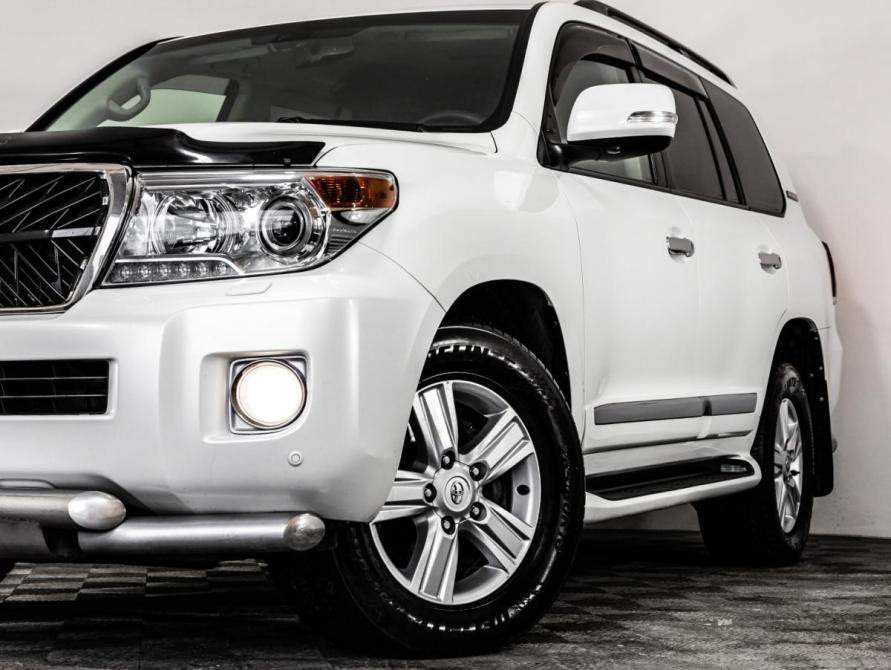 Toyota Land Cruiser 200 Series Рестайлинг 1 Санкт-Петербург  - изображение 2
