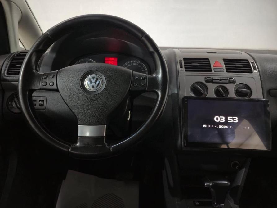 Volkswagen Touran I Рестайлинг Альметьевск  - изображение 11