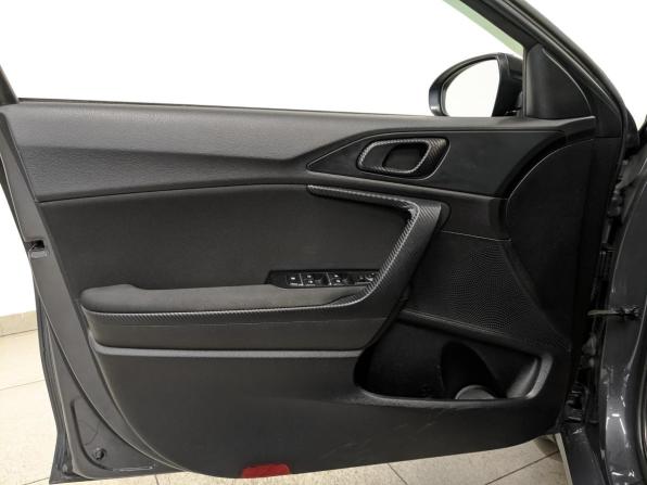 Kia Ceed III Рестайлинг с пробегом 2022 года, цена 2 305 000 рублей, 86279 км, универсал, Автокод Объявления