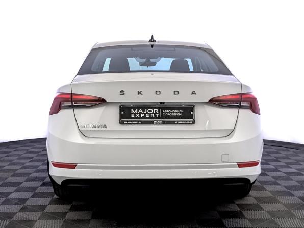 Skoda Octavia IV (A8) с пробегом 2021 года, цена 2 359 000 рублей, 69993 км, лифтбек, Автокод Объявления