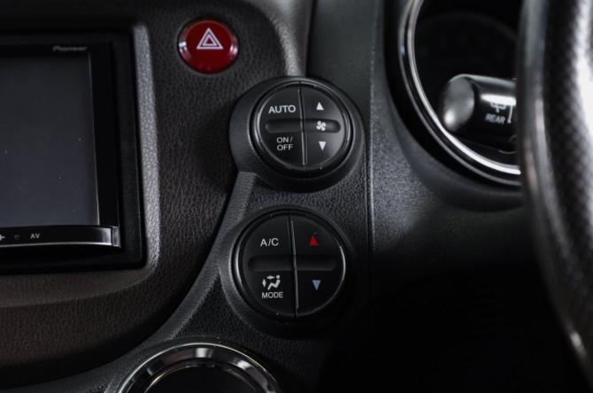 Honda Fit Shuttle I с пробегом 2011 года, цена 1 099 000 рублей, 193000 км, универсал, Автокод Объявления