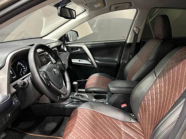 Toyota RAV4 IV (XA40) Рестайлинг с пробегом 2017 года, цена 2 374 000 рублей, 142623 км, внедорожник, Автокод Объявления