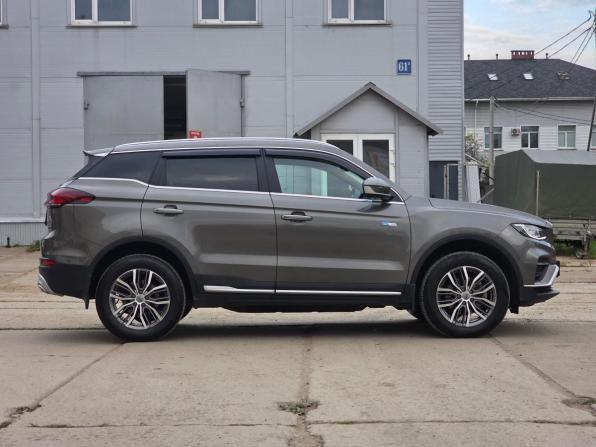 Geely Atlas Pro с пробегом 2024 года, цена 2 250 000 рублей, 19100 км, внедорожник, Автокод Объявления