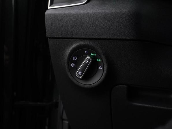 Skoda Karoq I с пробегом 2020 года, цена 2 479 444 рубля, 116651 км, внедорожник, Автокод Объявления